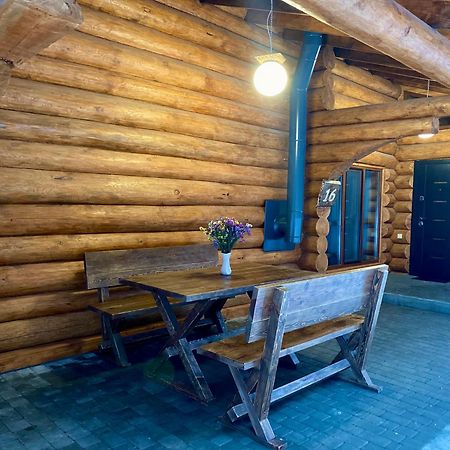 Resort Stariy Prud Pylypovychi Dış mekan fotoğraf